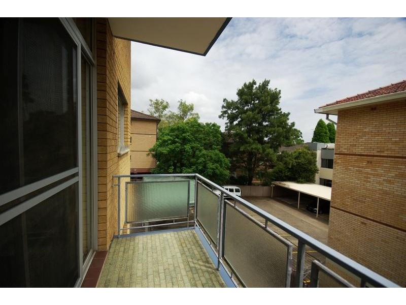 5/18 Rowe St, Eastwood NSW 2122