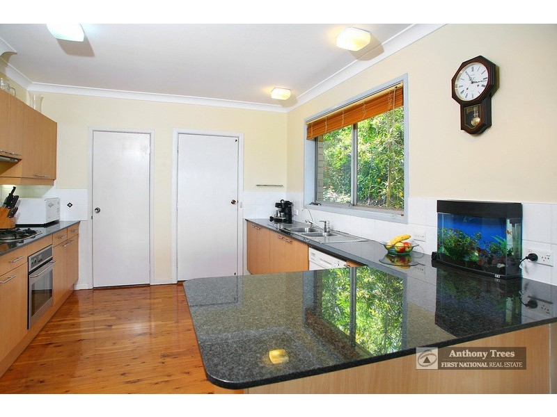 7 Bankshill Cres, Carlingford NSW 2118