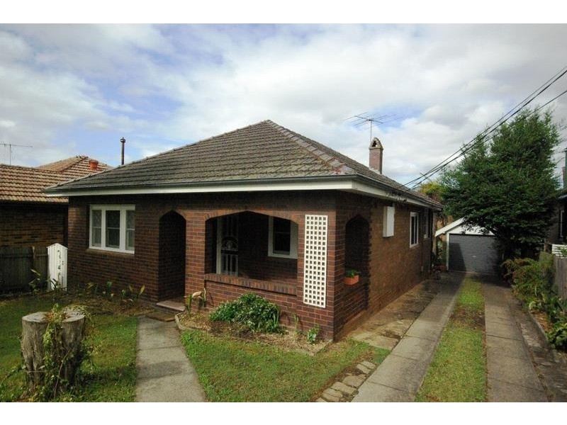 7 Hunts Avenue, Eastwood NSW 2122