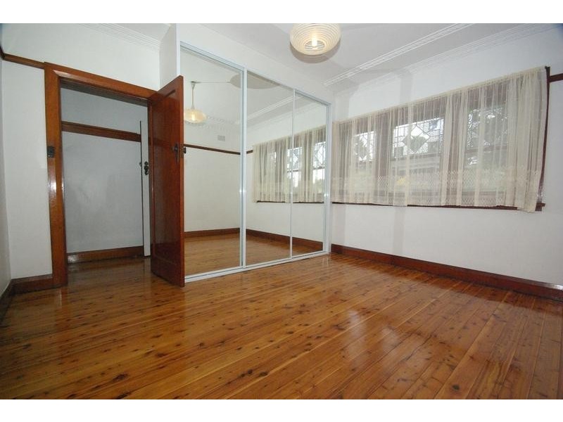 7 Hunts Avenue, Eastwood NSW 2122