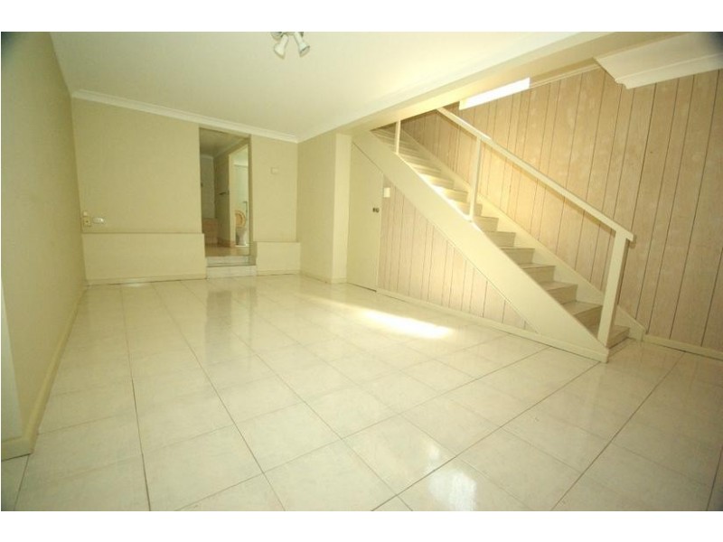 2 Douglas St, Putney NSW 2112