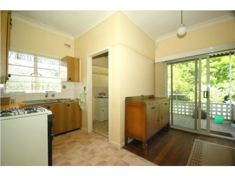 117 Darvall Rd, West Ryde NSW 2114