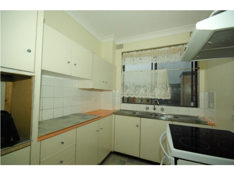 10/18 Meadow Cres, Meadowbank NSW 2114