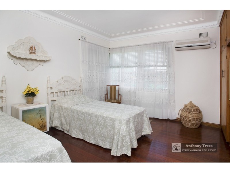 29 Tramway St, Denistone West NSW 2114