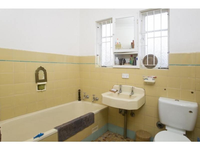 21 Oakes Avenue, Eastwood NSW 2122