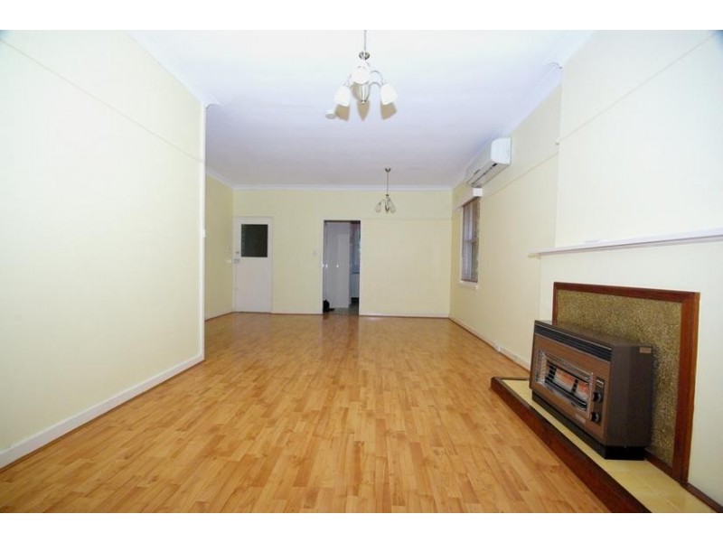 37 Mirool St, Denistone West NSW 2114