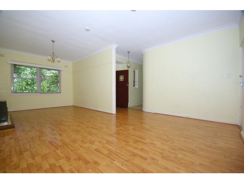 37 Mirool St, Denistone West NSW 2114