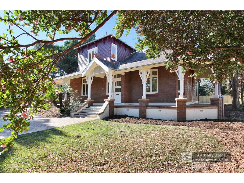 11 Pennant Avenue, Denistone NSW 2114
