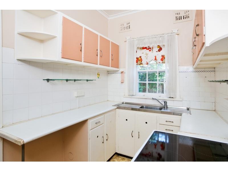 14 Tarrants Avenue, Eastwood NSW 2122