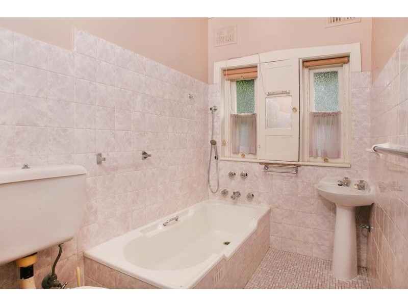 14 Tarrants Avenue, Eastwood NSW 2122