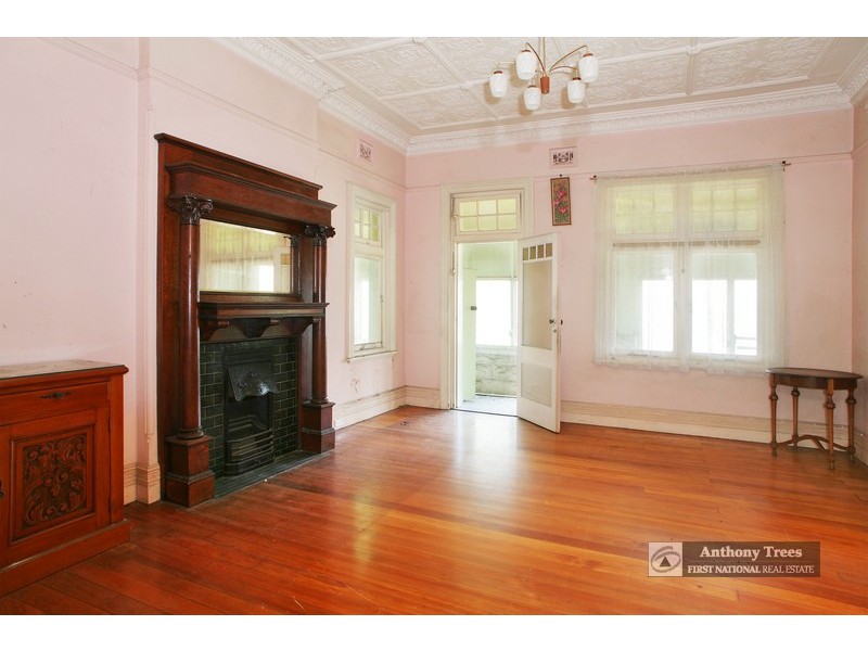 4 Auld Avenue, Eastwood NSW 2122