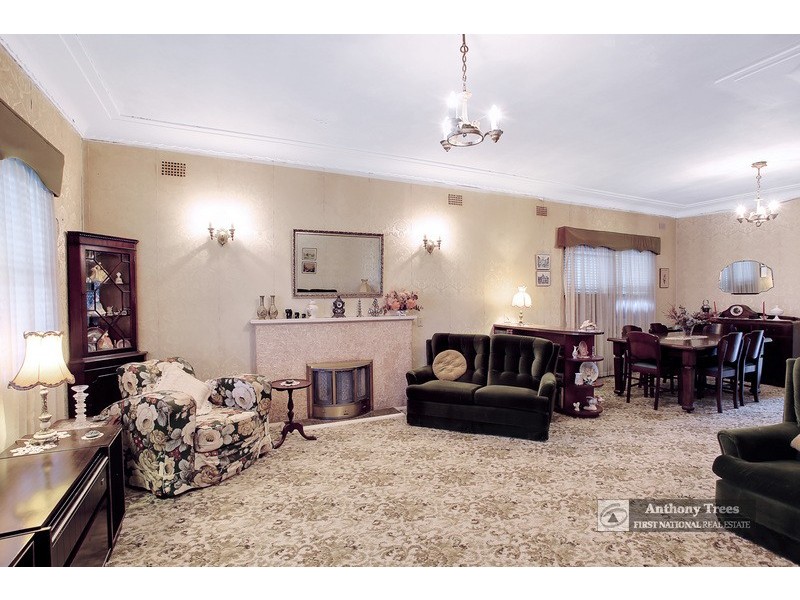 66 Russell St, Denistone East NSW 2112