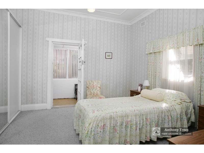 30 East Parade, Eastwood NSW 2122