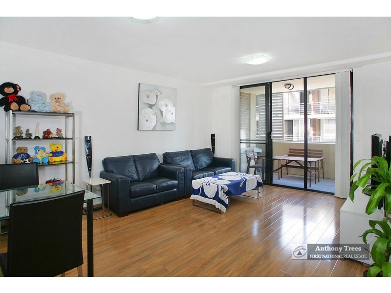 4109/10 Porter St, Meadowbank NSW 2114