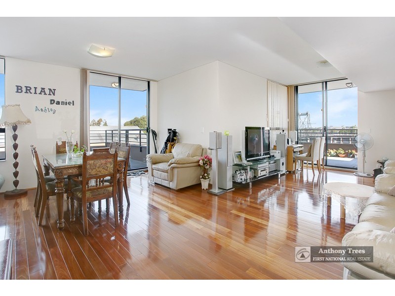 2122/20 Porter Street, Meadowbank NSW 2114