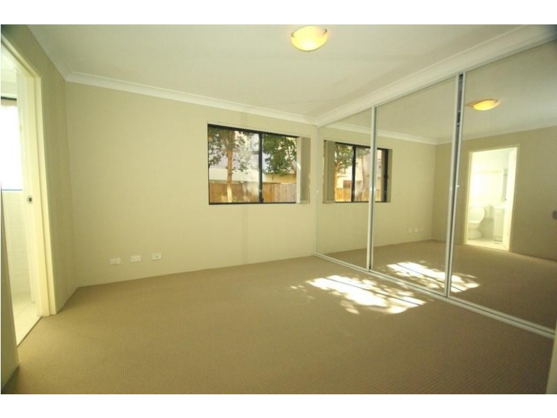 2/98 Station St, West Ryde NSW 2114