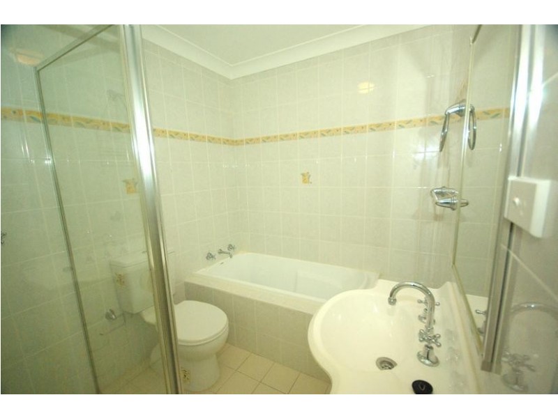 2/98 Station St, West Ryde NSW 2114