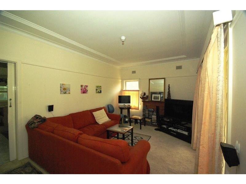 272 Quarry Rd, Ryde NSW 2112