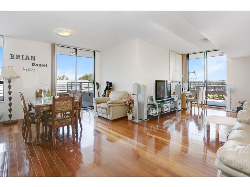 2122/20 Porter St, Ryde NSW 2112