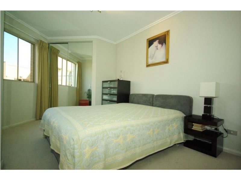 16/1 Rowe St, Eastwood NSW 2122