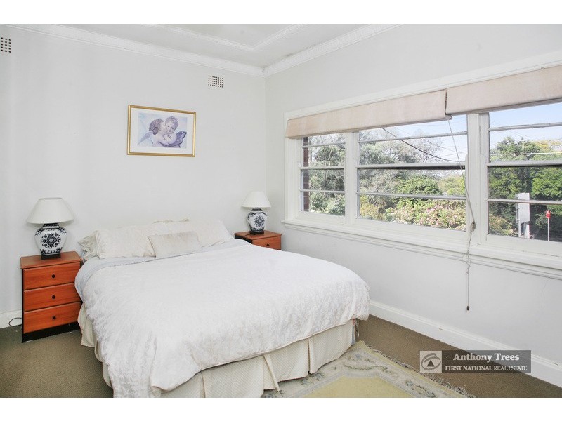 2 Kings Rd, Denistone East NSW 2112