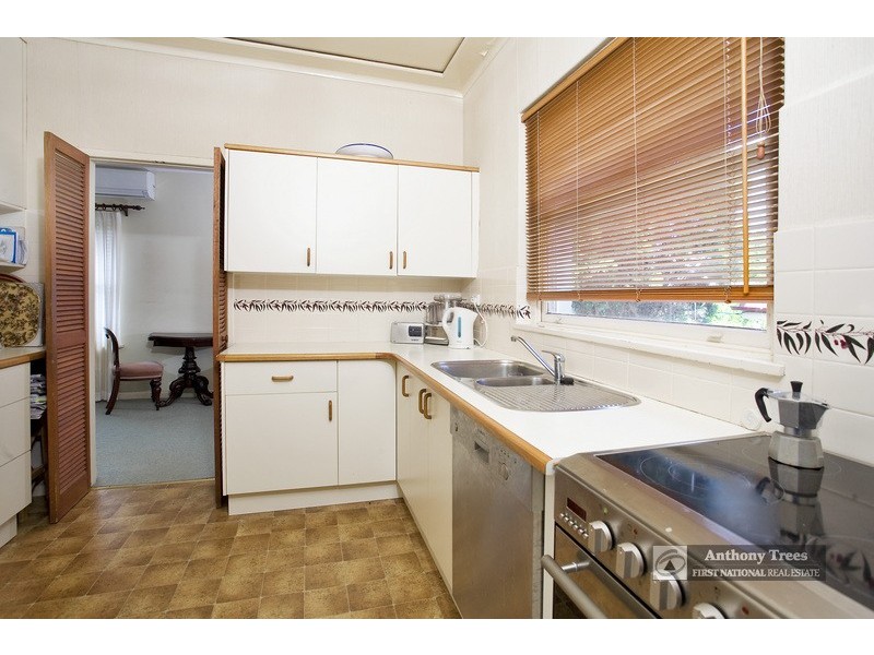 1 Salter Cres, Denistone East NSW 2112