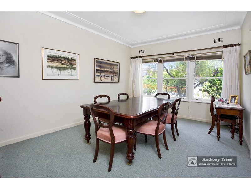 1 Salter Cres, Denistone East NSW 2112