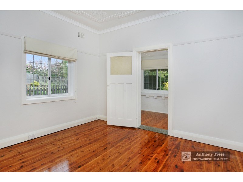 56 Darvall Rd, Eastwood NSW 2122