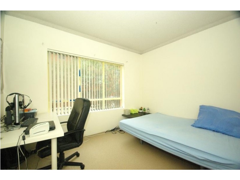 1/35 Meadow Cr, Meadowbank NSW 2114