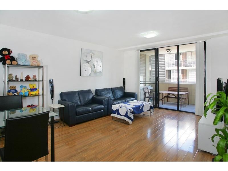 4109/10 Porter St, Meadowbank NSW 2114