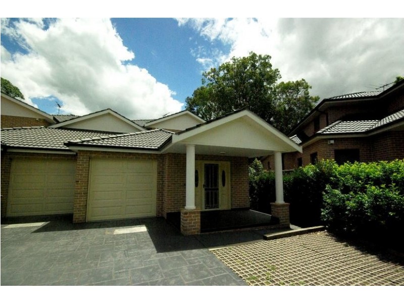 8a Bimbadeen St, Eastwood NSW 2122