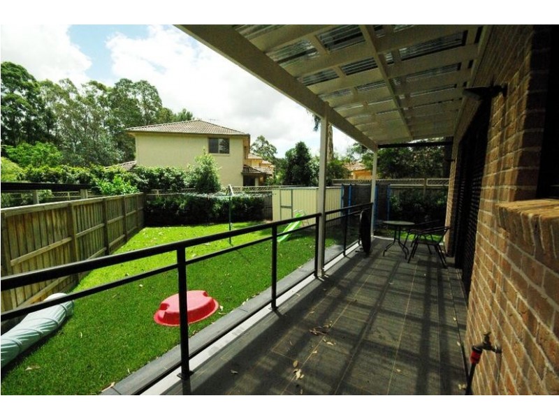 8a Bimbadeen St, Eastwood NSW 2122