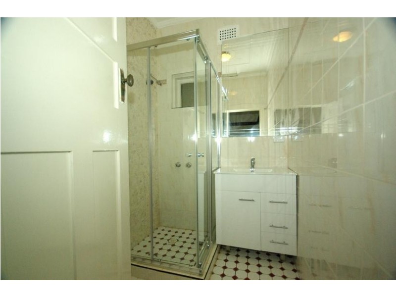 86 Adelaide St, West Ryde NSW 2114