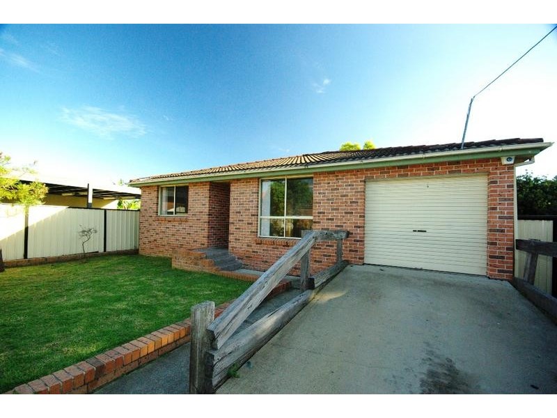 44a Patten Ave, Merrylands NSW 2160