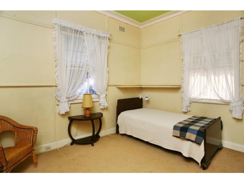 75 Lovell Road, Eastwood NSW 2122