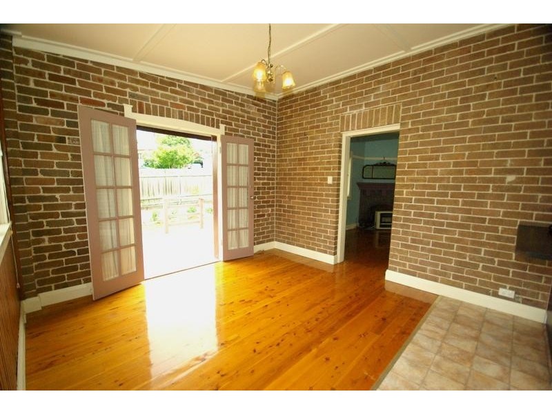 10 Russell St, Eastwood NSW 2122