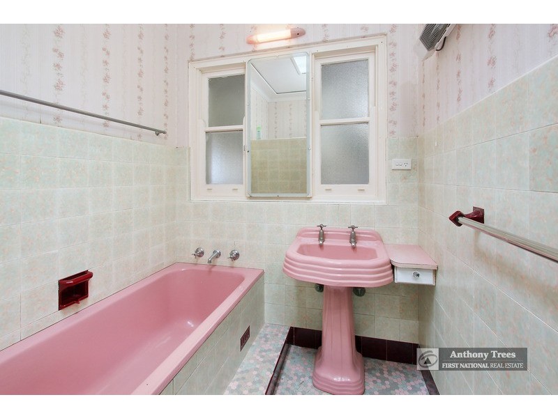 18 Tramway St, Denistone West NSW 2114