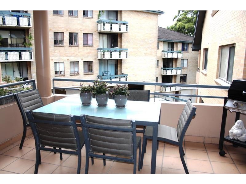 17/35 Parkes Rd, Artarmon NSW 2064