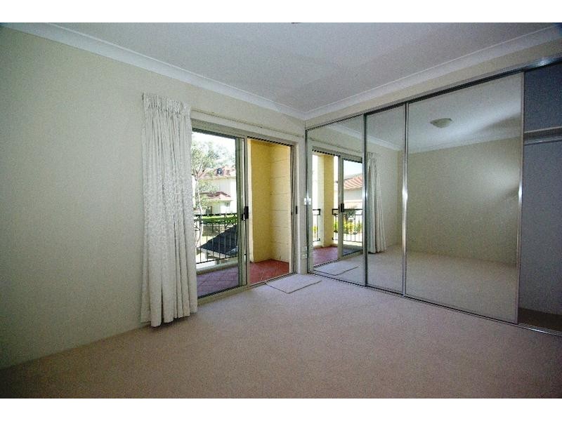 80/6-8 Nile Close, Marsfield NSW 2122