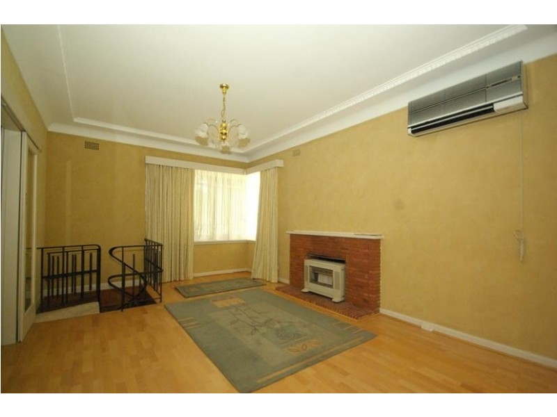 58 Pennant Ave, Denistone East NSW 2112