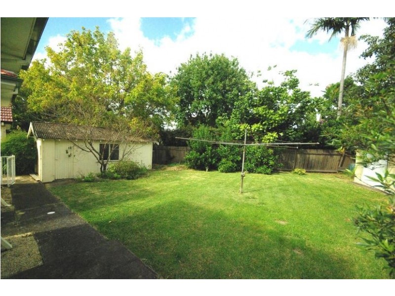 19 Gallard Street, Denistone East NSW 2112