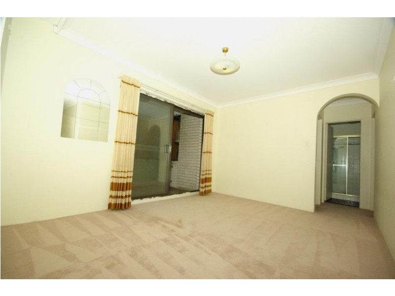 10/18 Meadow Crescent, Meadowbank NSW 2114