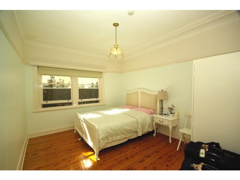 15 Gordon Crescent, Denistone NSW 2114