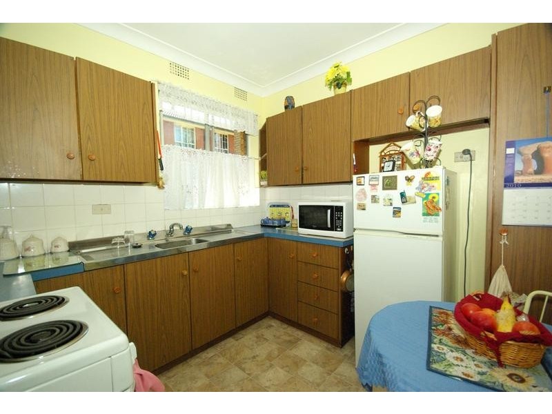 8/53 Doomben Avenue, Eastwood NSW 2122