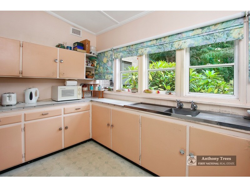 13 Sybil St, Eastwood NSW 2122