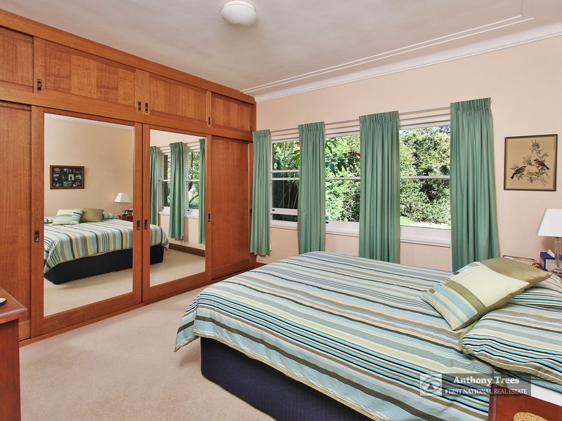 18 Lincoln St, Eastwood NSW 2122