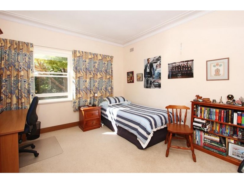 18 Lincoln St, Eastwood NSW 2122