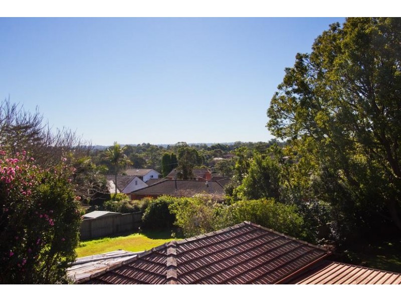 18 Lincoln St, Eastwood NSW 2122