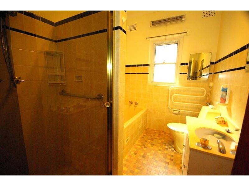 20 Gordon St, Denistone NSW 2114