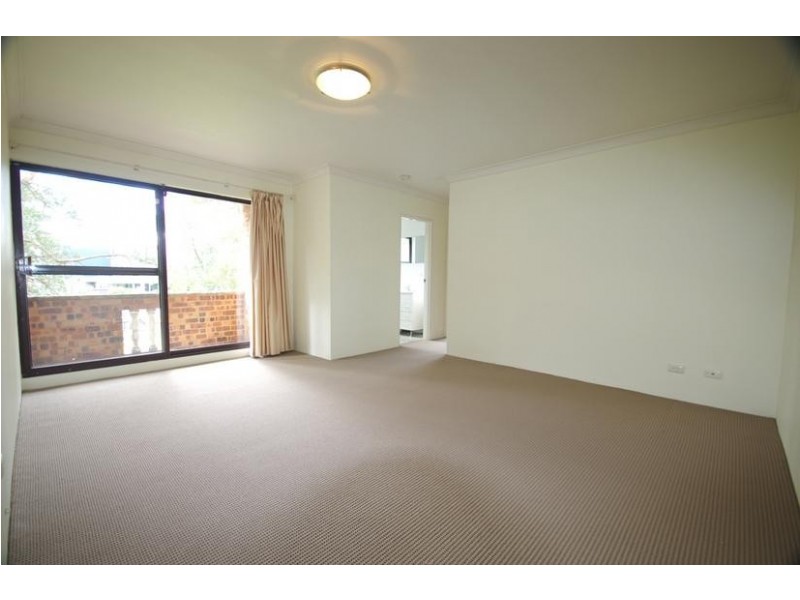 1/25 Lachlan Ave, Macquarie Park NSW 2113